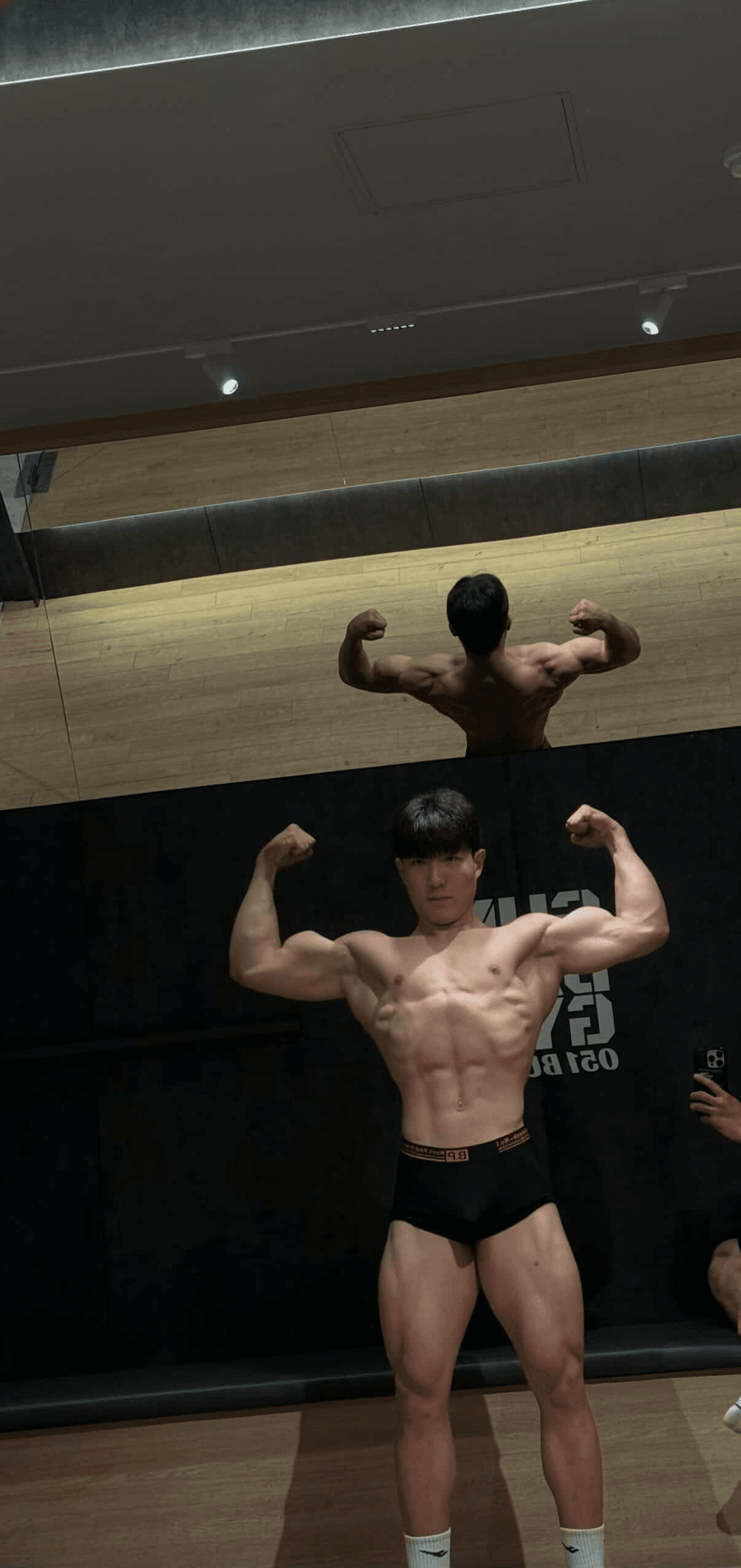 19살 씨름부 학생 몸이 이게 맞나 이미지 2