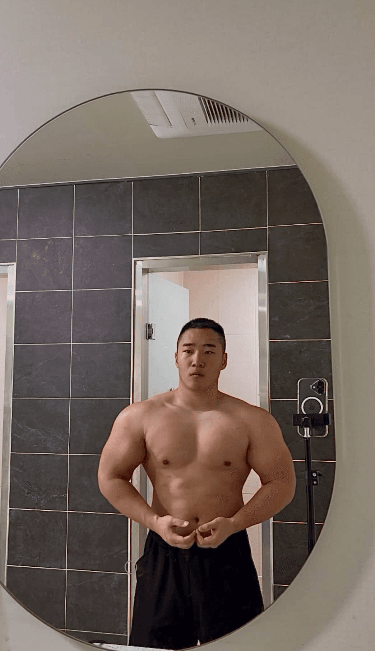 05년생 남자의 헬스 3년동안 몸 변화 이미지 6